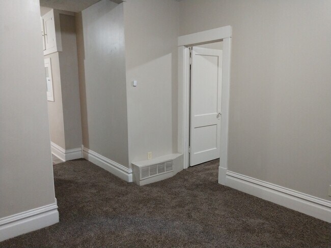 Hall - 116 W Jewell Ave