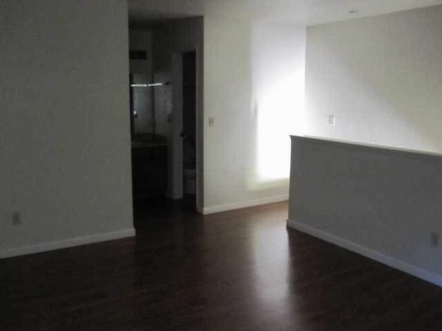 Building Photo - 1613 Pyrenees Ave
