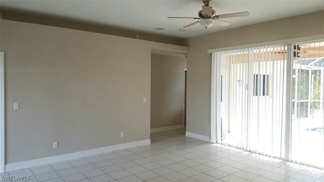 Foto del edificio - 2222 SW 21st Terrace