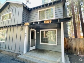 Building Photo - 940 Merced Ave
