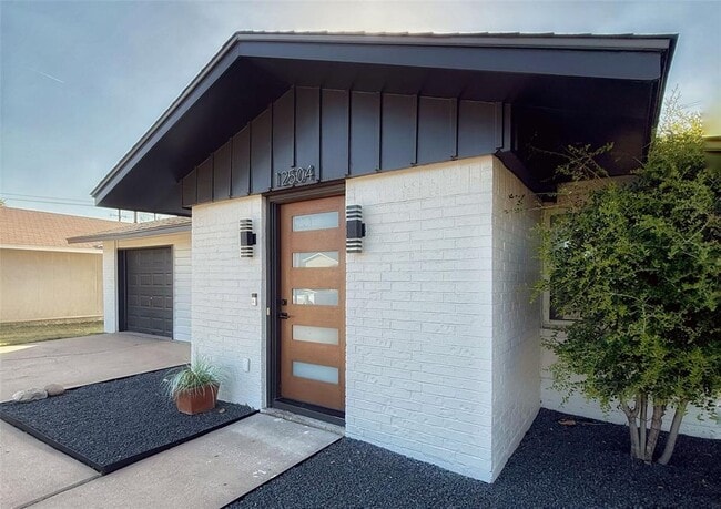 Foto del edificio - 12504 Limerick Ave