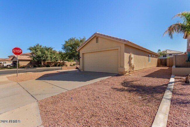 Building Photo - 12701 W Cherry Hills Dr