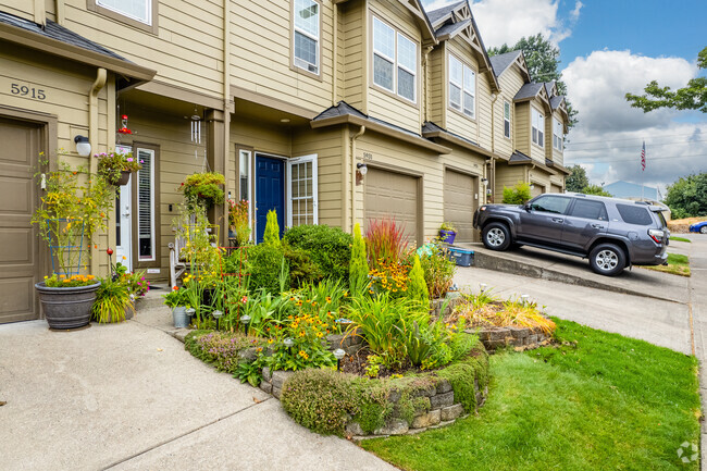 Building Photo - Kelly Creek Estate Townhomes # 2