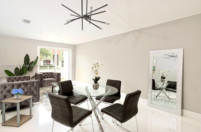 Foto del edificio - 11150 NW 82nd St