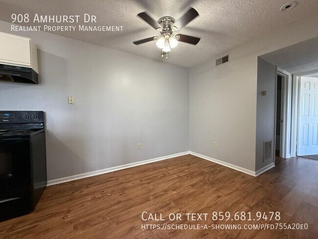 Building Photo - 908 Amhurst Dr