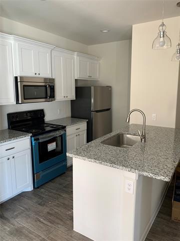 Foto del edificio - 2409 N Hickory St