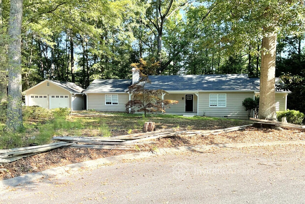 Primary Photo - 485 Monteign Ct SW