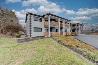 Building Photo - 1-3 Heartwoods Ct