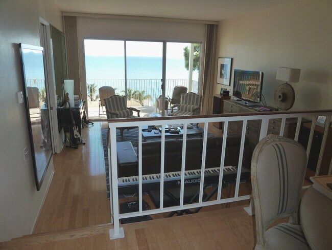 Foto del edificio - 18111 Coastline Dr