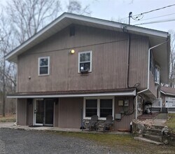 Building Photo - 18 Ugo Dr