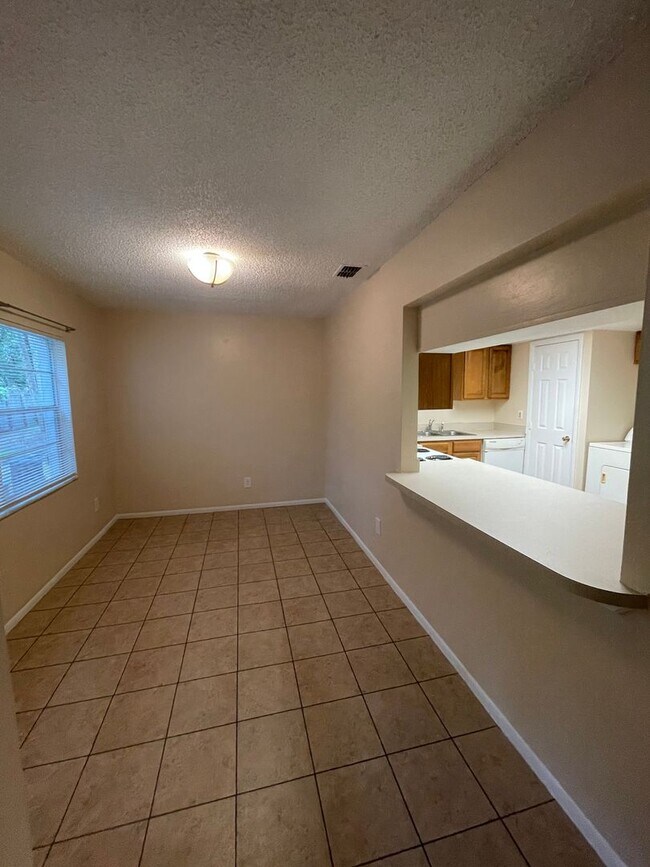 Foto del edificio - 2/2 Ground Floor Condo in Bristol Bay in S...