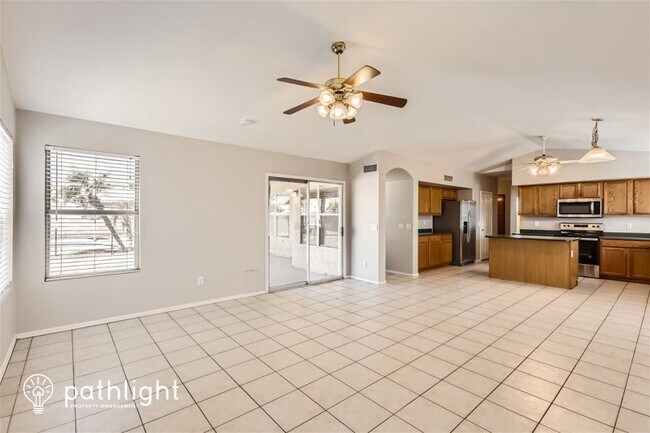 Foto del edificio - 12411 Sheridan Street