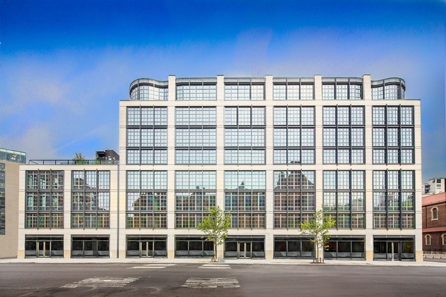 Foto del edificio - 169-183 Tenth Ave