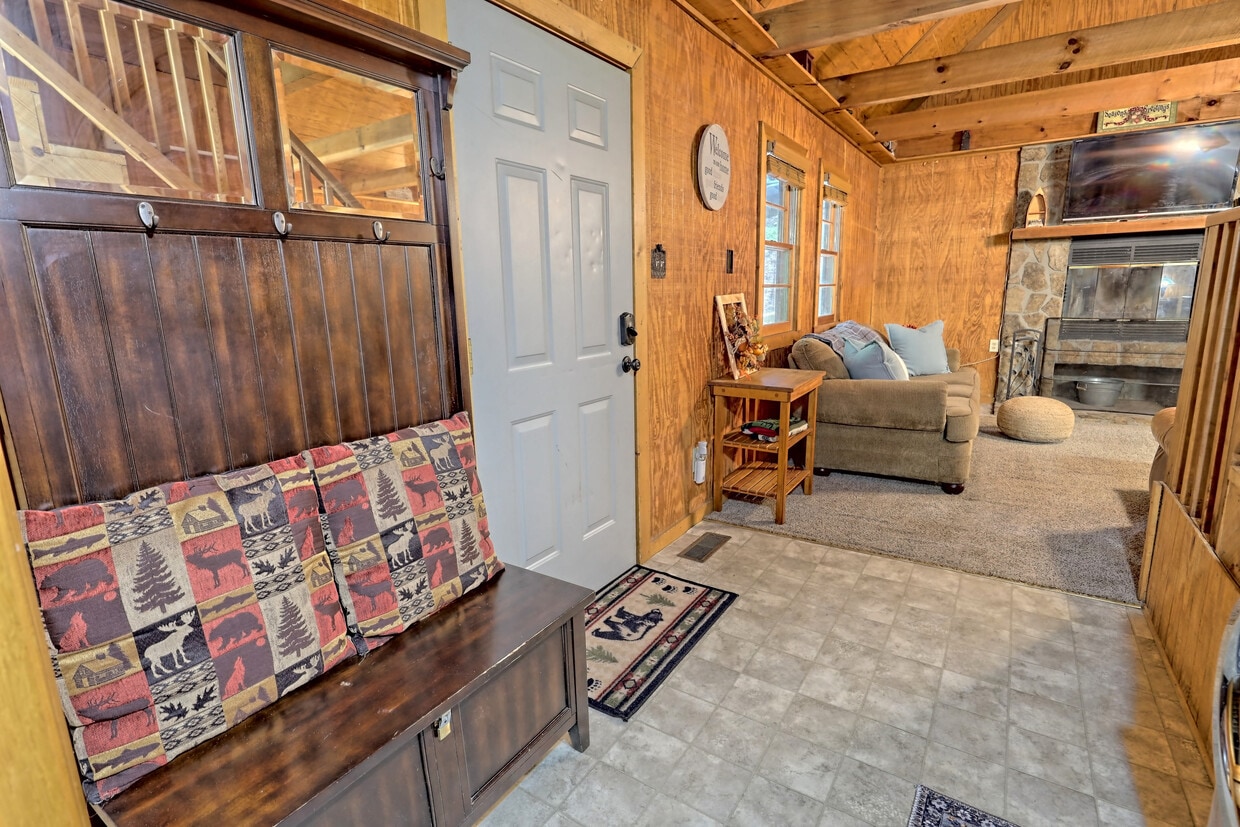Photo - 492 Sims Way (Rabun Gap, GA)
