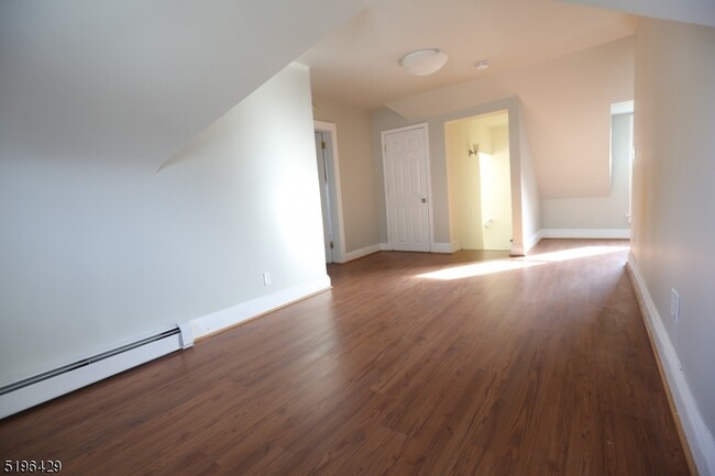 Foto del edificio - 129 Walnut St