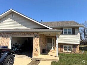 Building Photo - 962 Crestville Ct