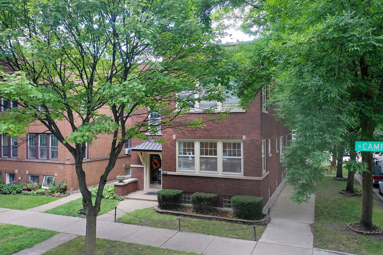 Photo - 5658 N Campbell Ave (Chicago, IL)