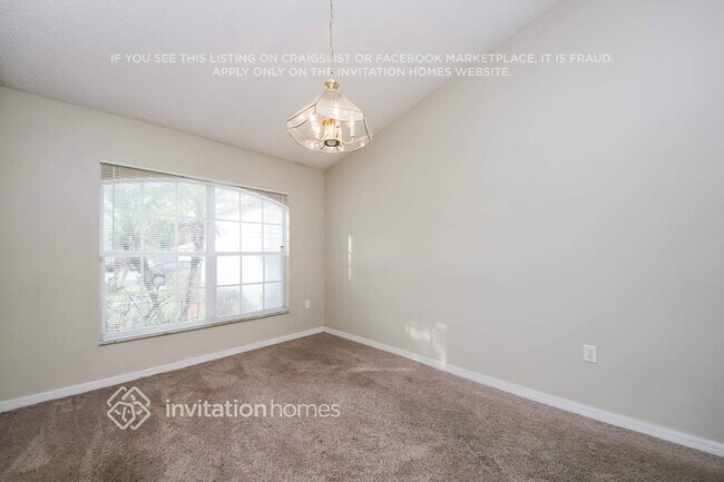Foto del edificio - 310 Sherborne Ln