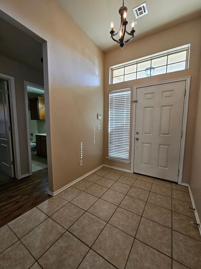 Photo - (3) Bed/(2) Bath in NE Norman Avail NOW! House