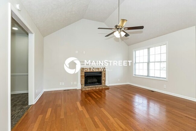 Building Photo - 3 Bedroom Pet-Friendly Home in SMYRNA, TN with Main Street Renewal