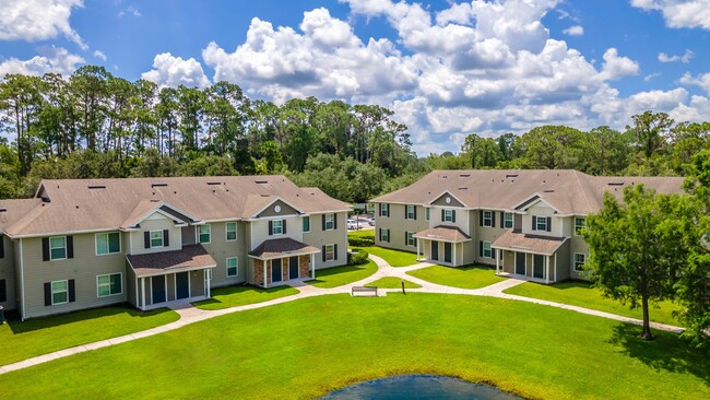 Building Exteriors - Malabar Cove Apartments