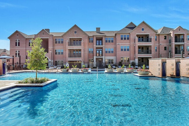 Axis Kessler Park apartments — community photo - Axis Kessler Park