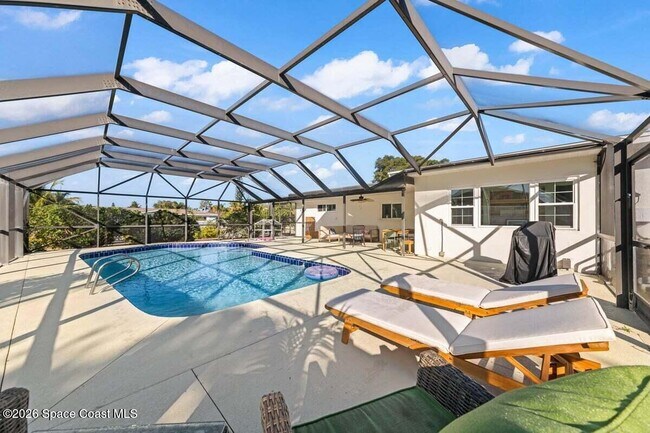 Foto del edificio - 231 Fifth Ave