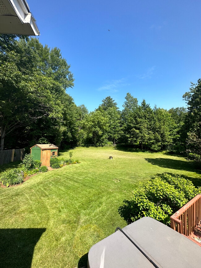 Large fenced in backyard - 7 Yandow Dr