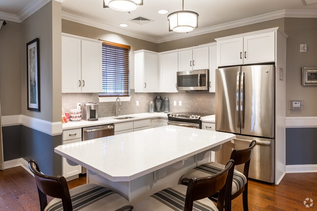 Casa club - Newtown Place