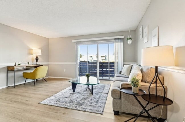 Sala de estar - Palmview Cove Apartments