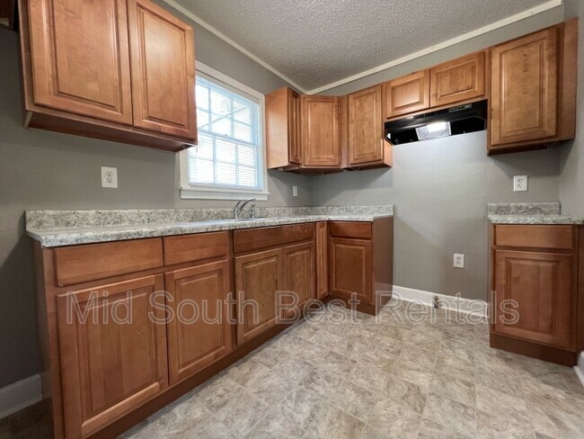 Foto del edificio - 2261 Alameda Cove