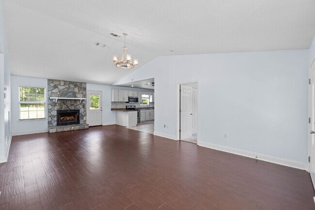 Building Photo - 9270 Quail Roost Dr