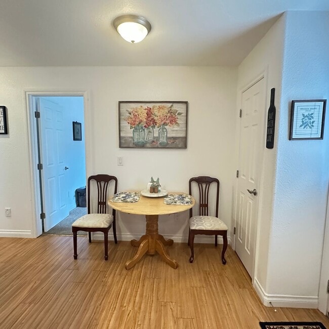 Foto del edificio - 380 N 4th St