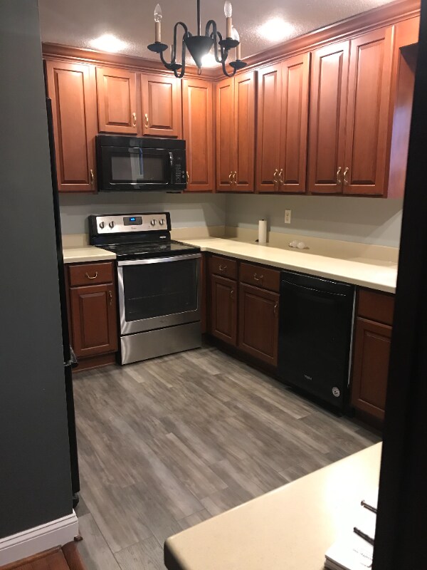 Building Photo - 245 Aqua Dr