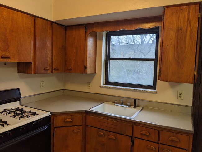 Building Photo - 519 PA-356