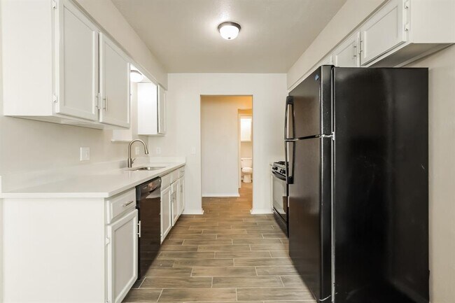 Foto del edificio - 725 Lapwing Rd