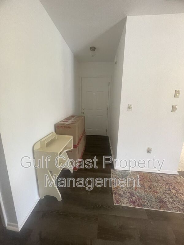 Foto del edificio - 25068 Harbor View Rd