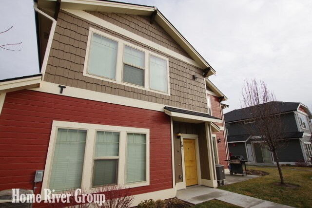 Primary Photo - 1530 W Ann Taylor St
