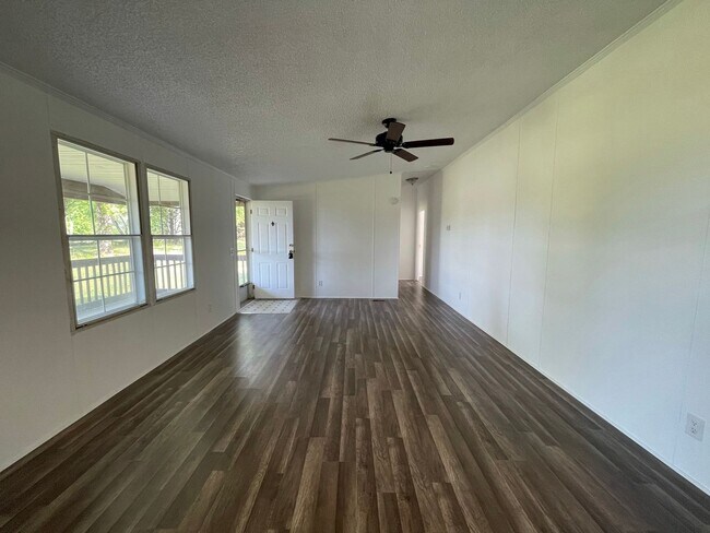 Foto del edificio - Recently Renovated Home