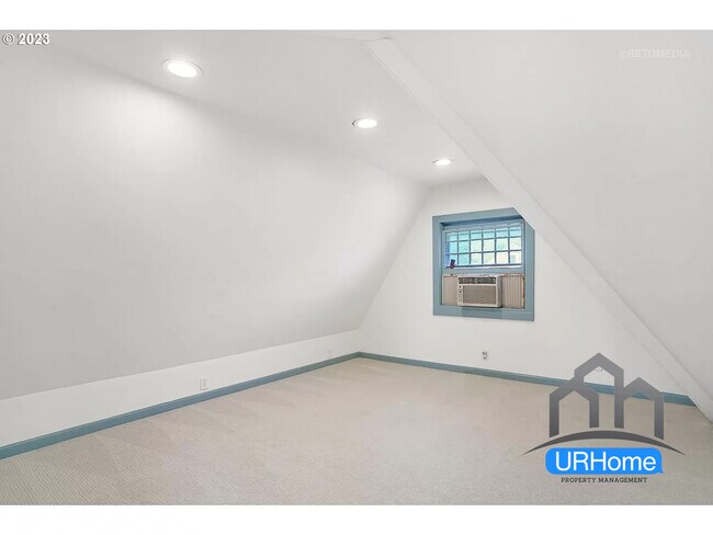 Foto del edificio - 2380 NW Northrup St
