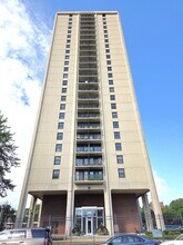 Building Photo - 3001 S Michigan Ave