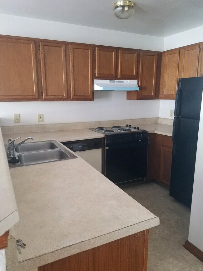Building Photo - 3541 Clover Meadows Dr