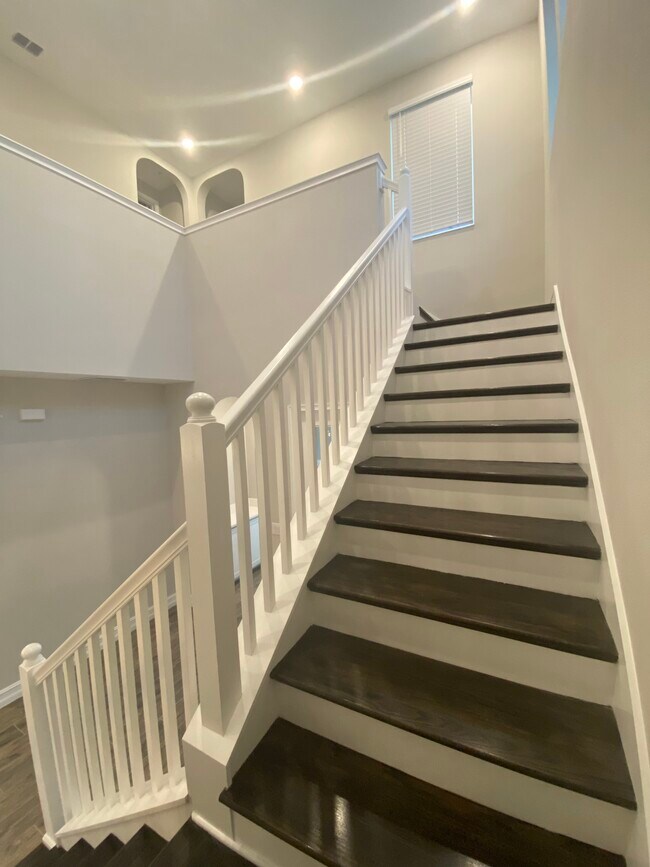 Building Photo - 4760 San Martino Dr