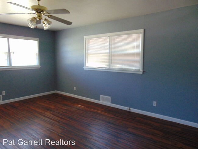 Building Photo - 3 br, 2 bath House - 3805-26th Street