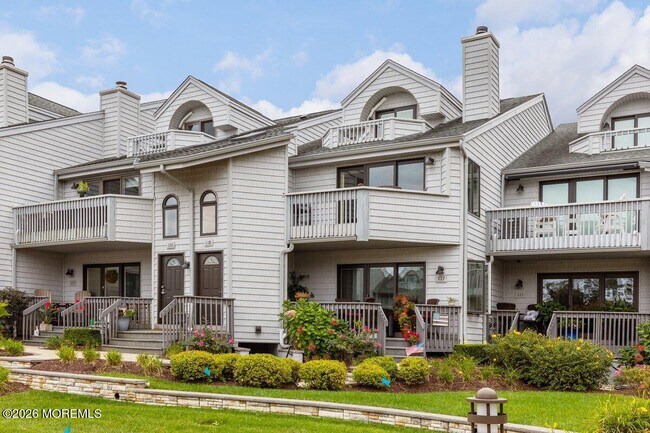 Foto del edificio - 118 Ashley Ave