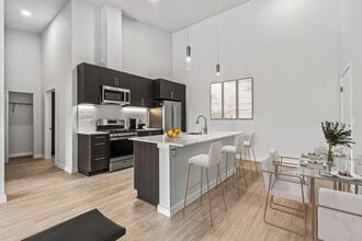 Building Photo - Highlands at Silverdale