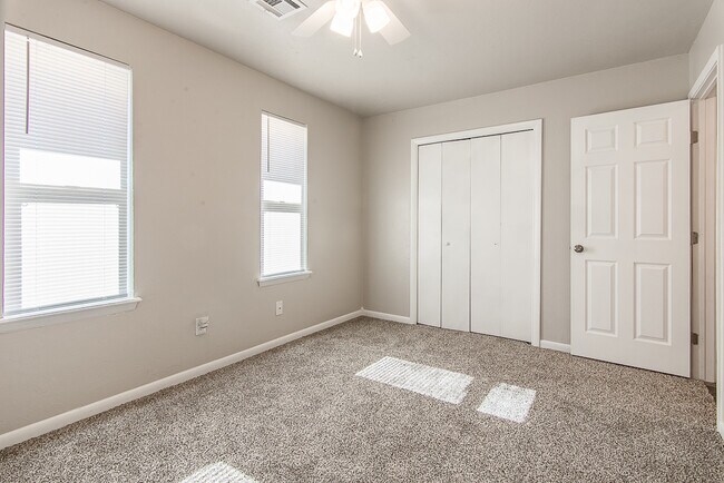 Foto del edificio - 1045 NW 20th St