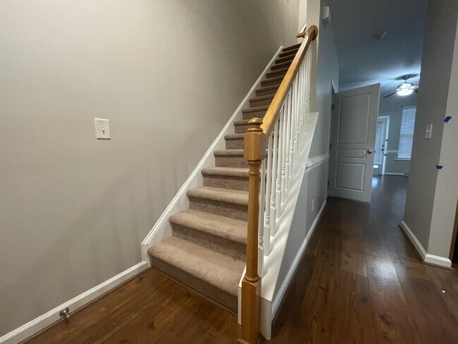Building Photo - 4122 Brenmar Ln