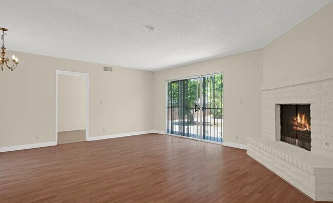 Foto del edificio - 11401 Sunburst St