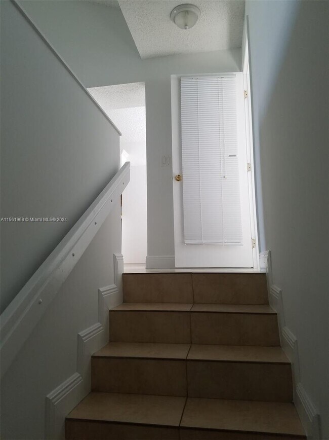 Foto del edificio - 4669 NW 97th Ct